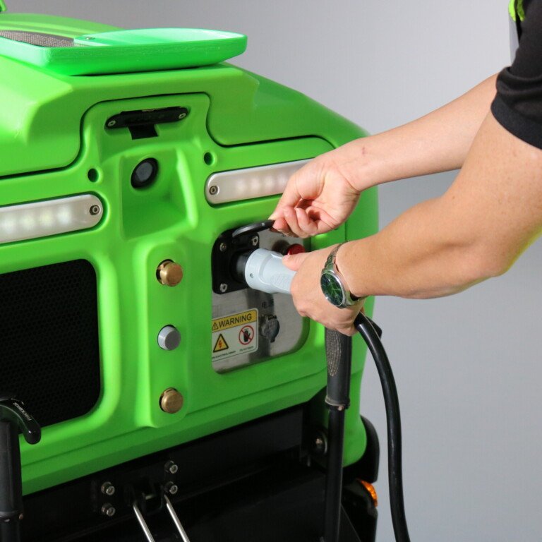 outdoor robot cleaner